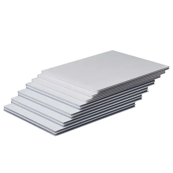 Blank Plain Correx Boards Pack of 20 (3mm) – White - Image 2