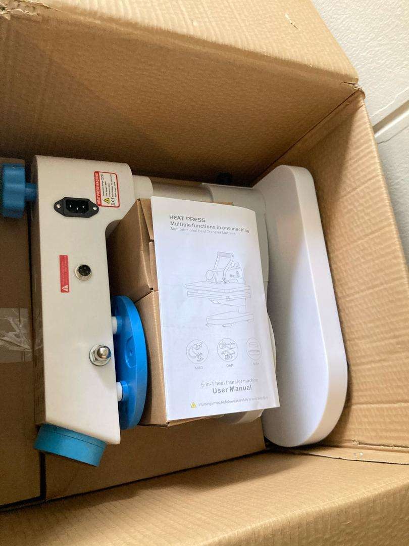 5-in-1 Heat Press Machine - Image 9